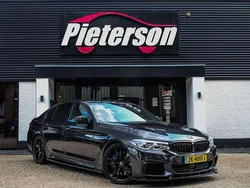Grijs Gebruikt 2017 BMW M550 Executive Sedan | € 39.950 (Eerlijke prijs)