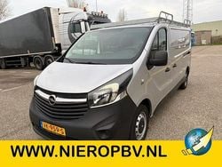 Grijs Gebruikt 2014 Opel Vivaro MPV | € 7.750 (Goede deal)