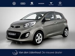 Grijs Gebruikt 2015 Kia Picanto Hatchback | € 8.750 (Eerlijke prijs)