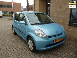 Blauw Gebruikt 2006 Daihatsu Sirion Hatchback | € 1.150 (Eerlijke prijs)
