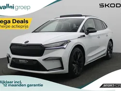 Wit, metallic lak Gebruikt 2022 Skoda Enyaq iV SportLine SUV | € 33.400 (Duur)