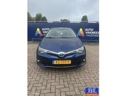 Blauw Gebruikt 2016 Toyota Auris Hatchback | € 12.950