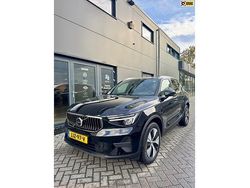 Zwart Gebruikt 2022 Volvo XC40 SUV | € 35.445 (Eerlijke prijs)