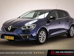 Blauw Gebruikt 2018 Renault Mégane IV LIMITED Hatchback | € 15.695 (Eerlijke prijs)