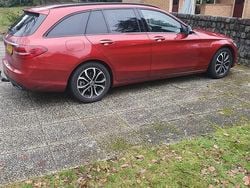 Rood (metallic) Gebruikt 2019 Mercedes C220 Premium Stationwagen | € 21.750