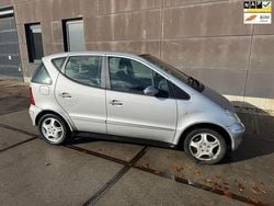Grijs Gebruikt 2001 Mercedes A160 Elegance MPV | € 500 (Goede deal)