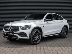 Wit Gebruikt 2020 Mercedes GLC300e AMG line Coupé | € 48.900 (Eerlijke prijs)