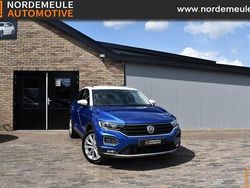Blauw Gebruikt 2018 VW T-Roc Sport SUV | € 16.900 (Eerlijke prijs)