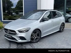 Grijs Gebruikt 2021 Mercedes B200 AMG line MPV | € 26.995 (Goede deal)