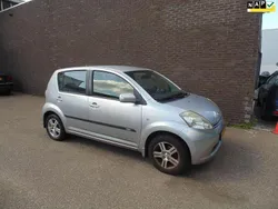 Grijs Gebruikt 2007 Daihatsu Sirion Hatchback | € 2.249 (Eerlijke prijs)