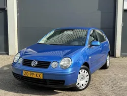 Blauw Gebruikt 2004 VW Polo Hatchback | € 1.450 (Eerlijke prijs)