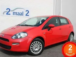Rood Gebruikt 2014 Fiat Punto Street Hatchback | € 5.980 (Eerlijke prijs)