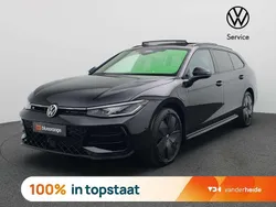 Zwart Nieuw 2025 VW Passat R-line Edition Stationwagen | € 54.900 (Iets duurder)