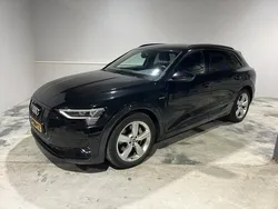 Zwart Gebruikt 2019 Audi e-tron SUV | € 23.950 (Goede deal)