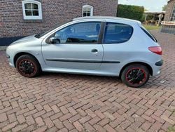 Gebruikt 2000 Peugeot 206 Hatchback | € 1.250 (Iets duurder)