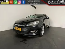 Zwart Gebruikt 2012 Opel Astra Edition Hatchback | € 4.949 (Eerlijke prijs)