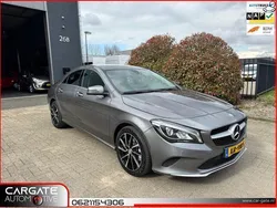 Grijs Gebruikt 2016 Mercedes CLA180 Ambition Sedan | € 14.999 (Eerlijke prijs)