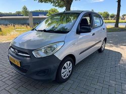 Grijs Gebruikt 2013 Hyundai i10 Pure Hatchback | € 2.250 (Goede deal)