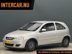 Grijs Gebruikt 2006 Opel Corsa Essentia Hatchback | € 1.495 (Goede deal)