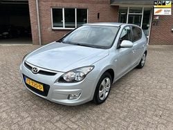 Grijs Gebruikt 2010 Hyundai i30 Dynamiq Hatchback | € 5.990 (Eerlijke prijs)