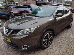 Bruin Gebruikt 2015 Nissan Qashqai Tekna SUV | € 9.500 (Super prijs)