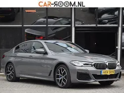 Grijs Gebruikt 2021 BMW 545e Executive Sedan | € 46.950 (Goede deal)