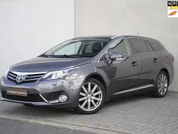 Grijs Gebruikt 2012 Toyota Avensis Executive Stationwagen | € 14.950 (Duur)