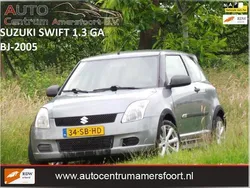 Grijs Gebruikt 2005 Suzuki Swift Hatchback | € 2.449