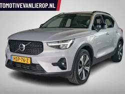 Grijs Gebruikt 2023 Volvo XC40 Core SUV | € 32.995 (Goede deal)