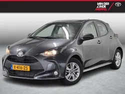 Grijs Gebruikt 2024 Toyota Yaris Hybrid Active Hatchback | € 23.950 (Eerlijke prijs)