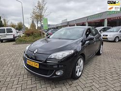 Zwart Gebruikt 2013 Renault Mégane III Collection Hatchback | € 5.850 (Eerlijke prijs)