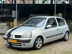 Grijs Gebruikt 2003 Renault Clio II Hatchback | € 850 (Goede deal)