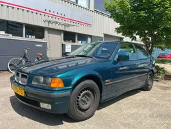 Groen Gebruikt 1995 BMW 318 Compact Hatchback | € 4.500