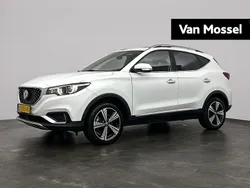 Wit Gebruikt 2020 MG ZS Luxury Sedan | € 14.495 (Eerlijke prijs)