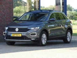 Grijs Gebruikt 2018 VW T-Roc Style SUV | € 19.950 (Iets duurder)