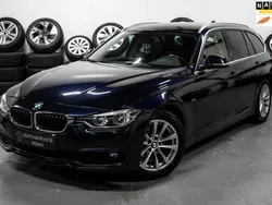 Blauw Gebruikt 2016 BMW 320 Luxury Line Stationwagen | € 9.950 (Iets duurder)