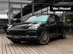 Zwart Gebruikt 2021 Porsche Cayenne Turbo S SUV | € 93.900