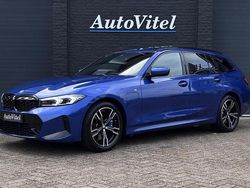 Blauw Gebruikt 2024 BMW 330e M Sport Stationwagen | € 49.245 (Eerlijke prijs)
