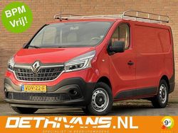 Rood Gebruikt 2020 Renault Trafic MPV | € 13.950