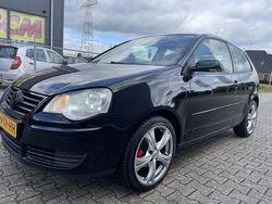 Zwart Gebruikt 2007 VW Polo Hatchback | € 1.749 (Eerlijke prijs)