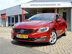 Rood Gebruikt 2013 Volvo V60 Summum Stationwagen | € 10.250 (Eerlijke prijs)