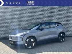 Grijs, metallic lak Gebruikt 2023 Volvo EX30 Performance SUV | € 35.399 (Eerlijke prijs)
