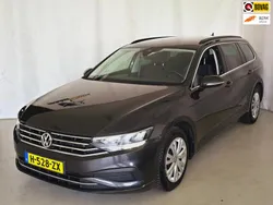 Grijs, metallic lak Gebruikt 2020 VW Passat Business Stationwagen | € 16.299 (Super prijs)