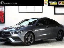 Grijs, metallic lak Gebruikt 2021 Mercedes CLA250e AMG line Sedan | € 32.900 (Eerlijke prijs)