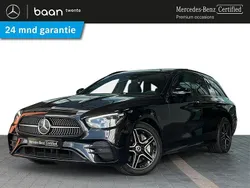 Zwart, metallic lak Gebruikt 2023 Mercedes E300 AMG line Stationwagen | € 49.900 (Eerlijke prijs)