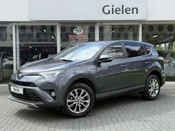Grijs Gebruikt 2019 Toyota RAV4 Hybrid Style SUV | € 27.900 (Goede deal)