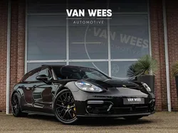 Zwart, metallic lak Gebruikt 2018 Porsche Panamera S E-Hybrid Sport Turismo Sedan | € 69.950 (Eerlijke prijs)