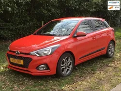 Rood Gebruikt 2019 Hyundai i20 Hatchback | € 11.950 (Eerlijke prijs)