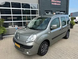 Bruin Gebruikt 2008 Renault Kangoo MPV | € 4.995 (Eerlijke prijs)