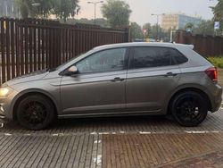 Grijs Gebruikt 2019 VW Polo Comfortline Hatchback | € 10.900 (Goede deal)